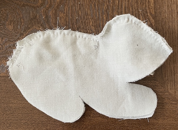 うさぎのぬいぐるみの作り方　背中を合わせる