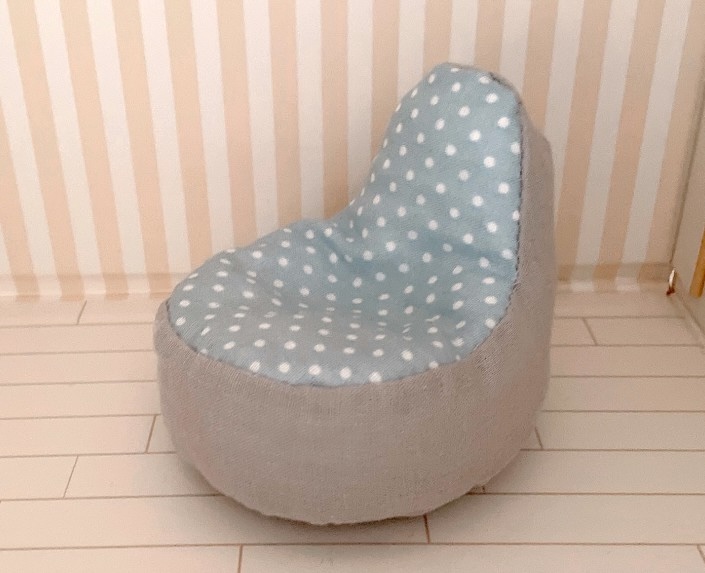 ミニチュア 背もたれ付きビーズ風クッション ぬい用