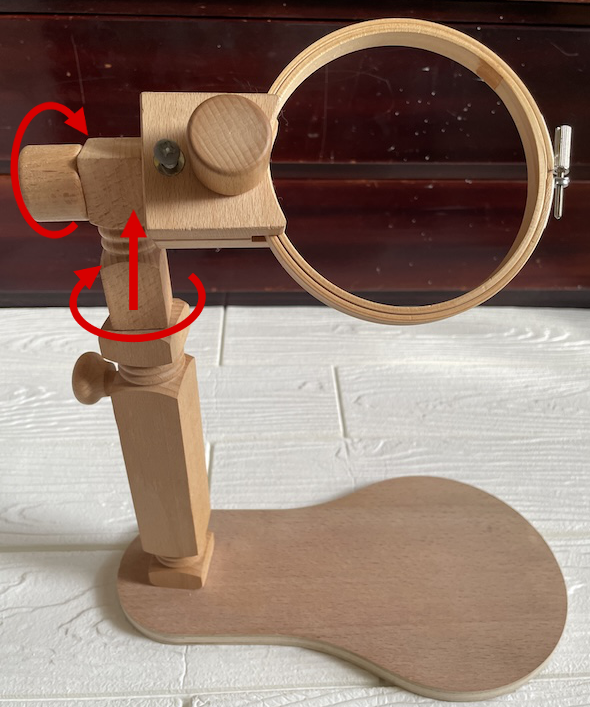 木製刺繍スタンドの動く場所