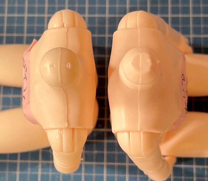 首の比較｜100均ドールボディ19センチ　ダイソー・セリアを比較