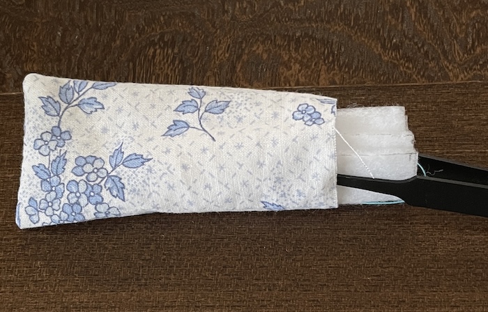 キルト芯を入れる｜ぬいぐるみ用のシンプルな枕