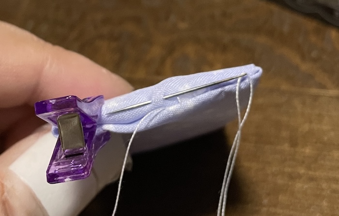 返し口をとじる｜ぬいぐるみ用のシンプルな枕