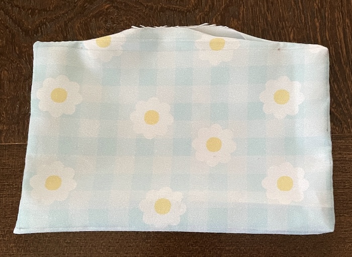 布を表に返す｜ぬいぐるみ用布団の作り方